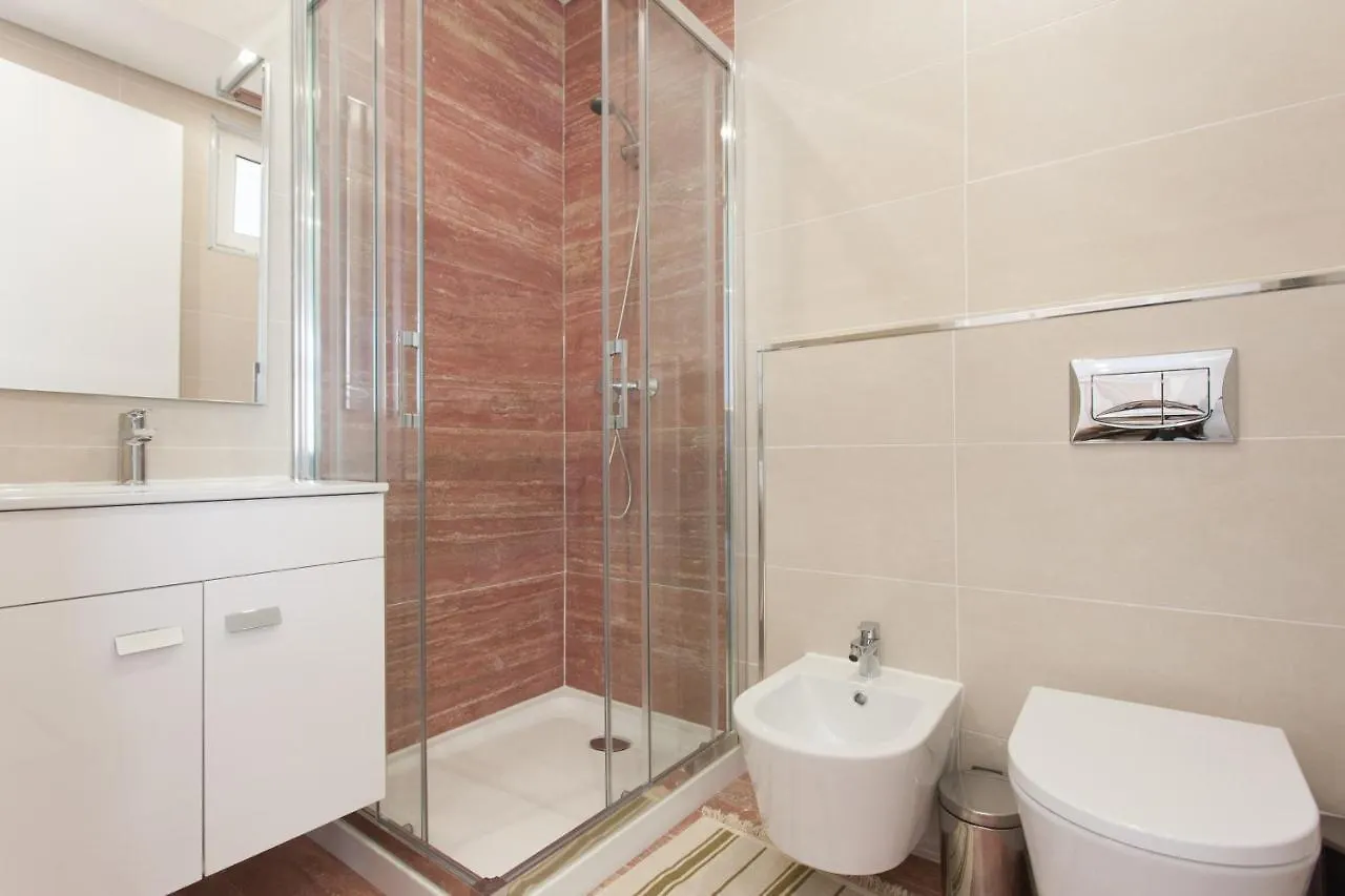 FLH Campo de Ourique Bright Apartment Lisboa Portugal